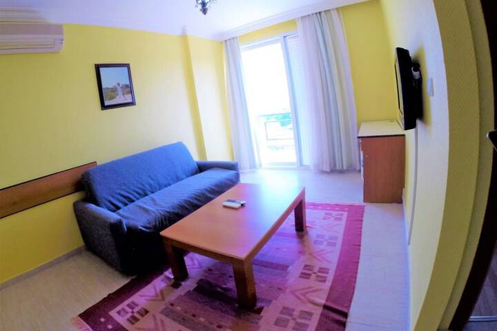 Room 17 of 37