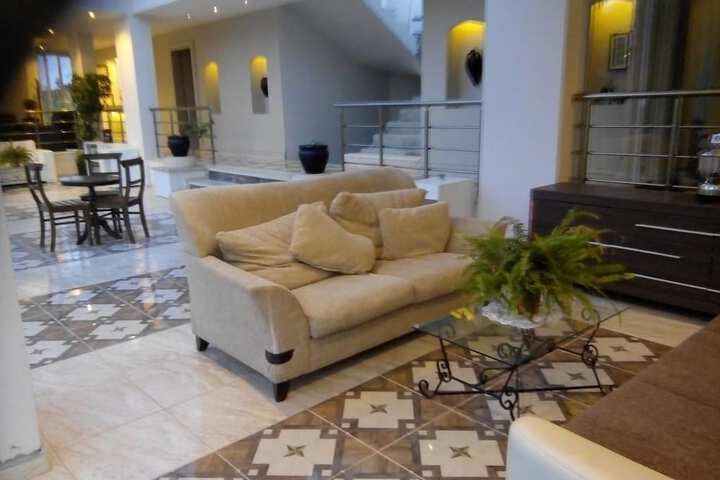 Hotel Interior 7 of 67