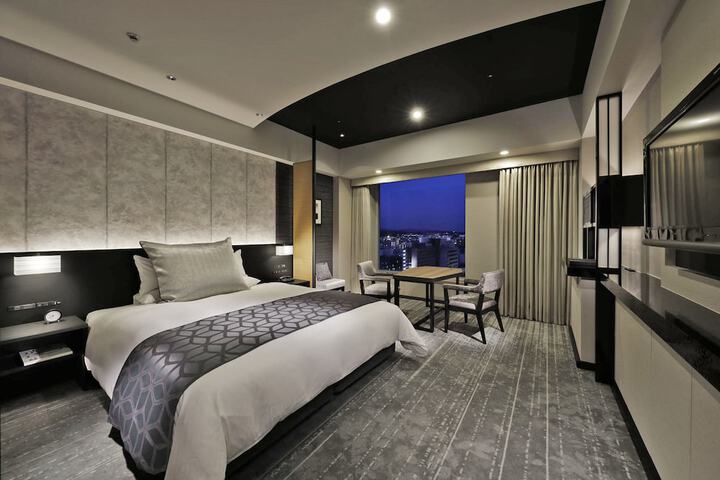 Room 8 of 56