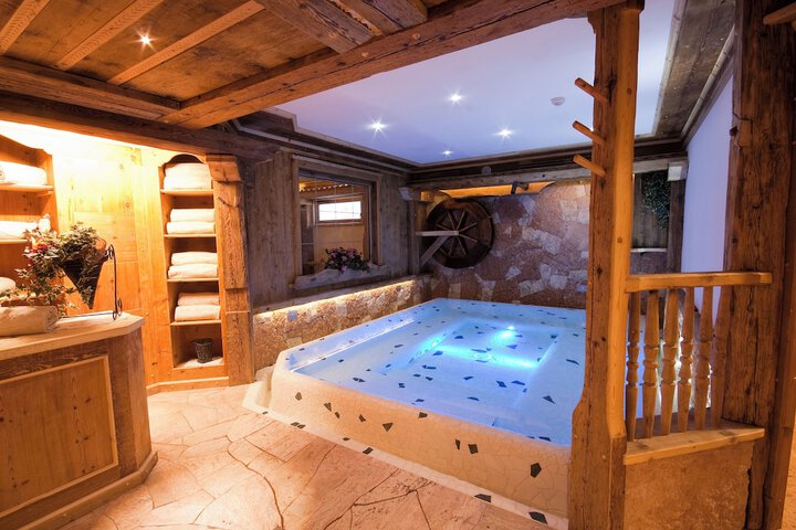 Wellness Hotel Dolomia in Soraga