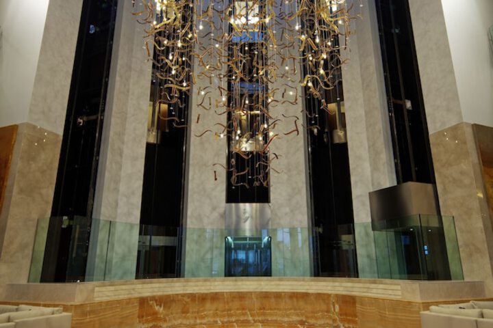 Hotel 2 of 130