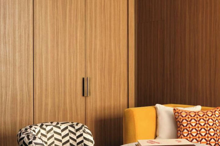 Room 35 of 146