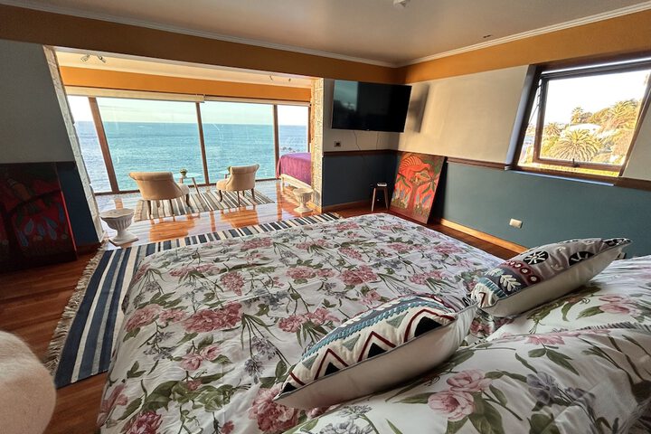 Room 13 of 180