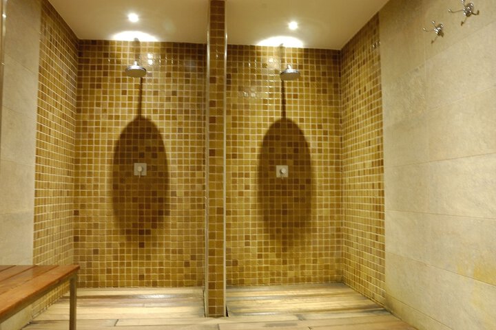 Spa 54 of 133