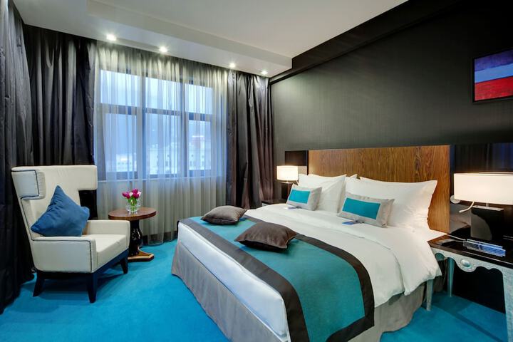 Room 16 of 186