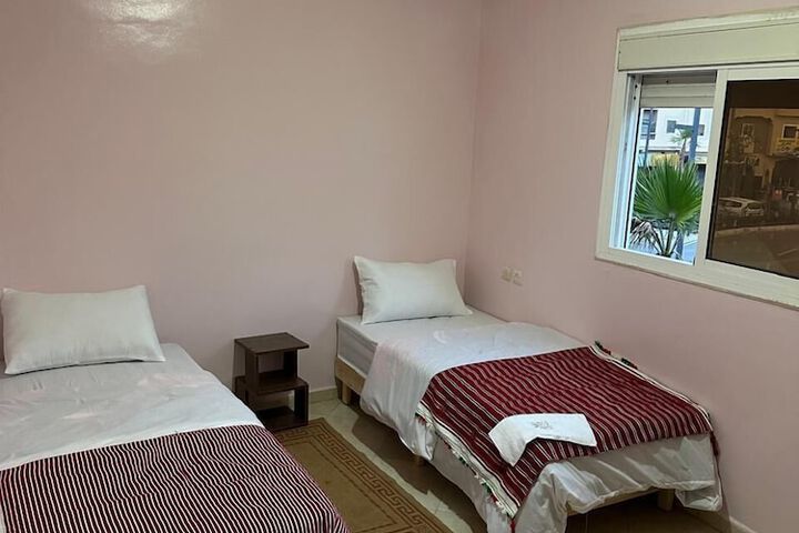 Room 2 of 25