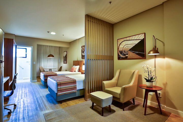 Room 25 of 71