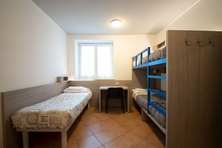Room 8 of 46