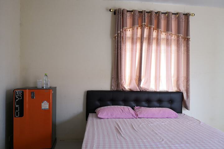 Room 5 of 15