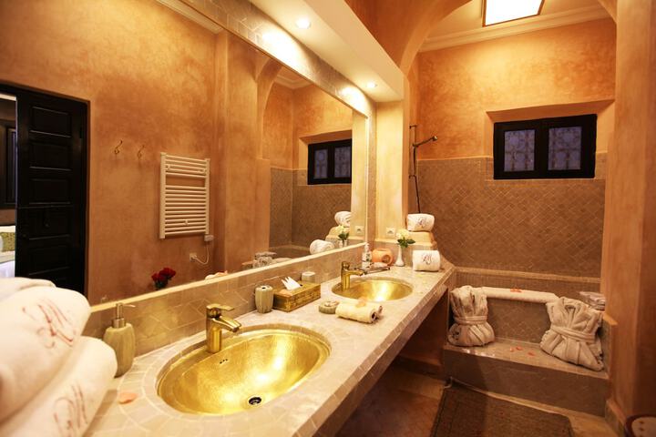 Bathroom Photo