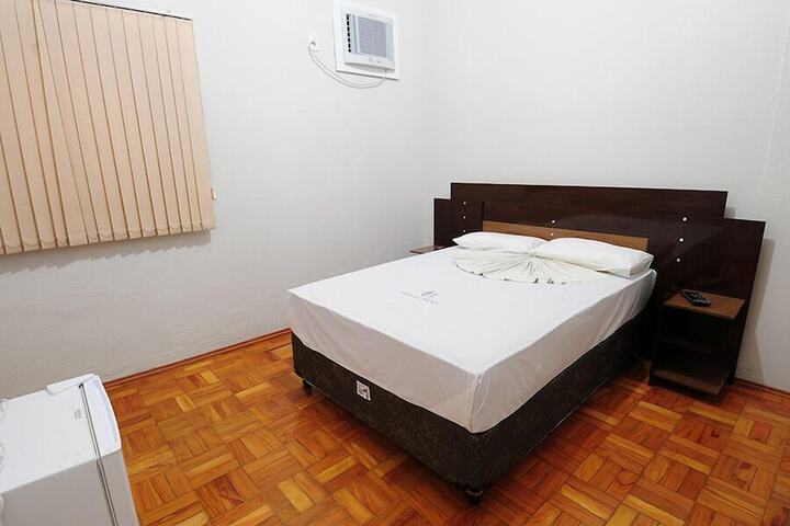 Room 12 of 52