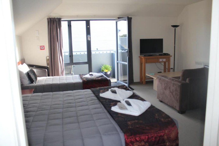 Room 16 of 51