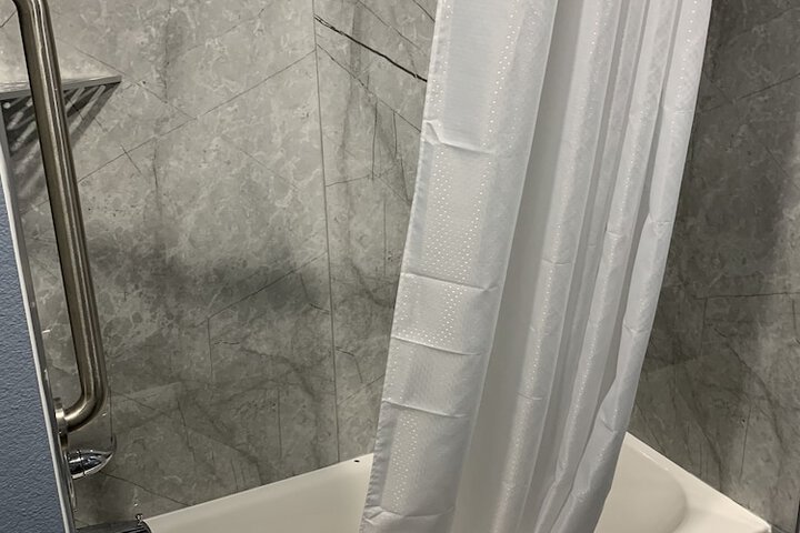 Room 10 of 22