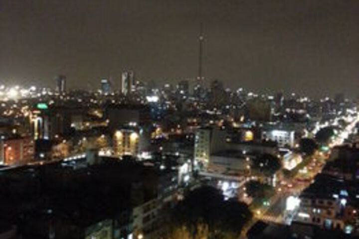 Room 11 of 32