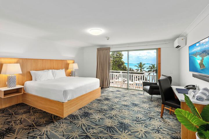 Room 21 of 103