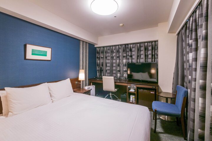 Room 17 of 41