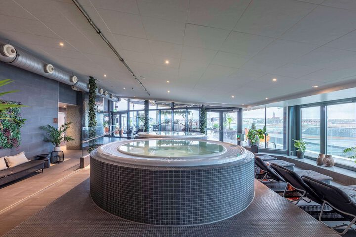 Pool 89 of 317