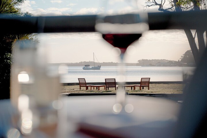 Dining 60 of 98