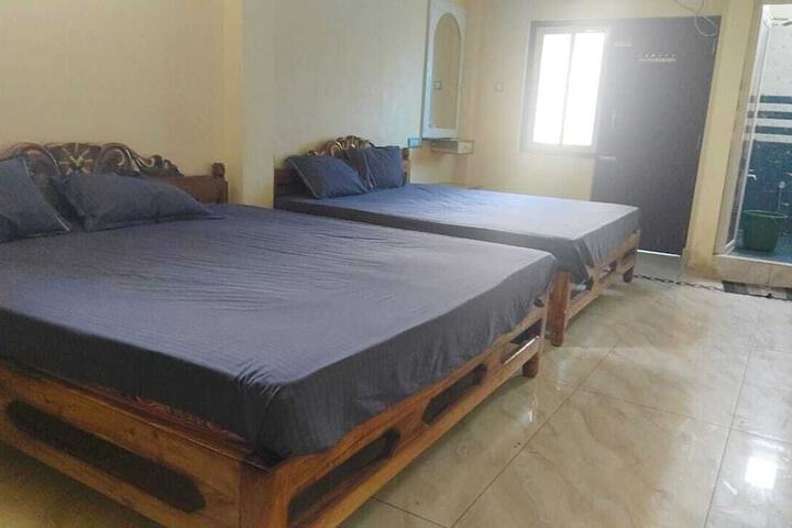 Room 7 of 23