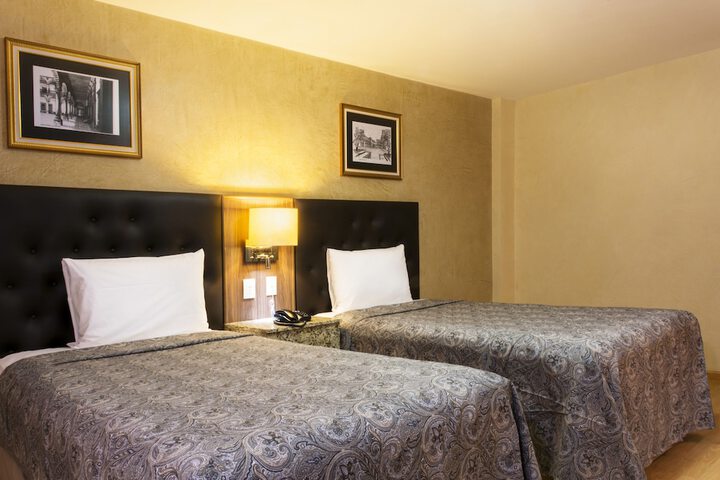 Room 15 of 42