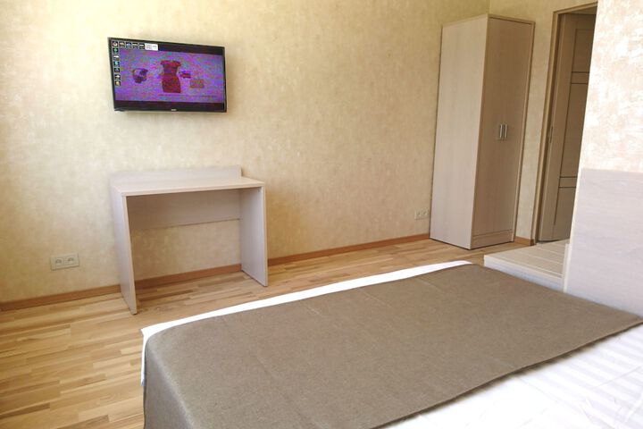 Room 13 of 41
