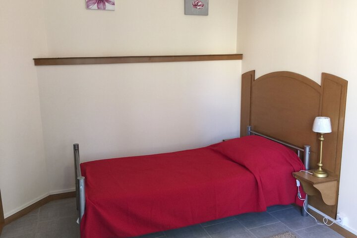 Room 6 of 64