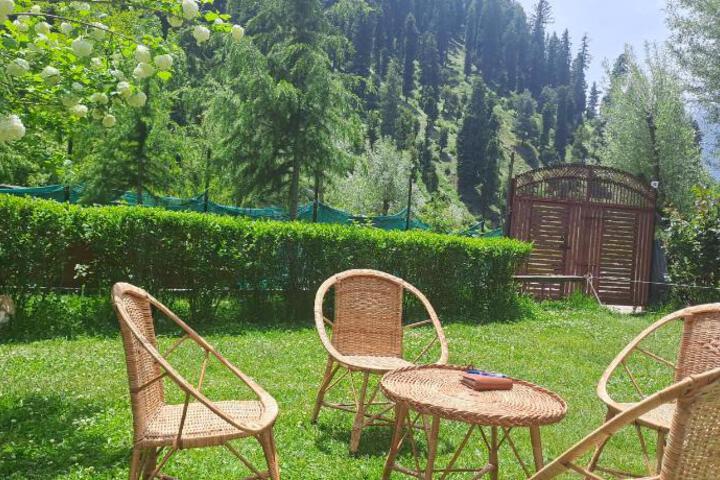 Hotel O Al Ayaan Homestay