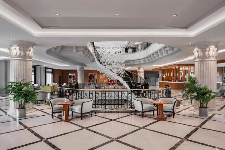 Guest Lobby
