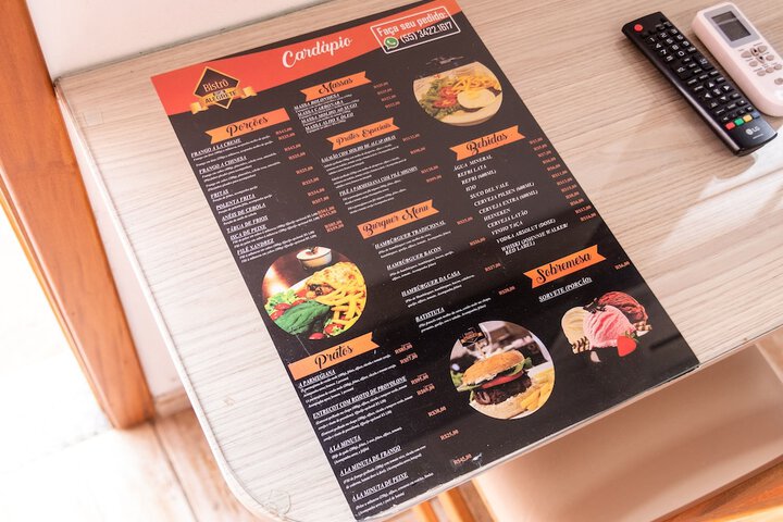 Dining 40 of 62
