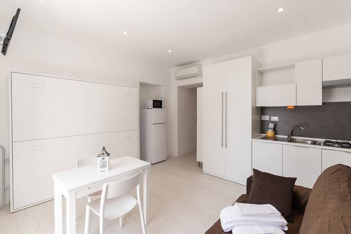 Room 43 of 128