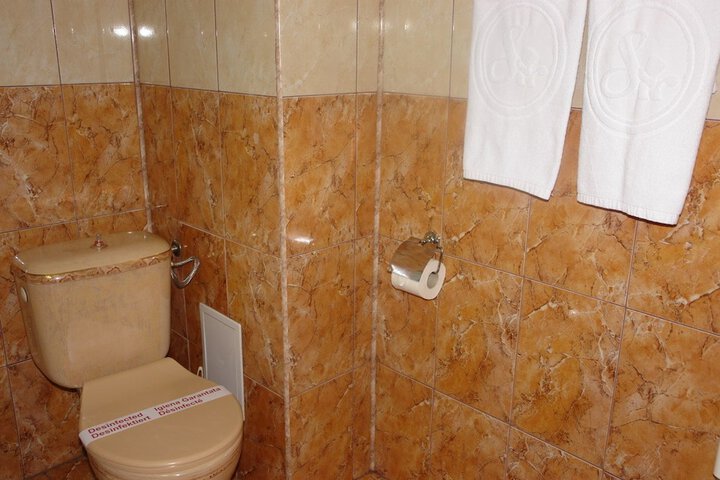 Room 21 of 29