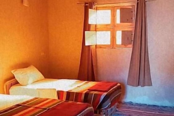 Room 8 of 28