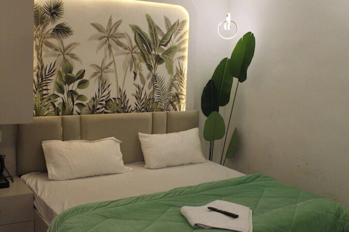 Room 11 of 67