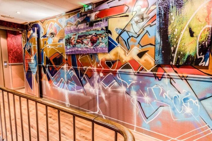 Ballroom/Hall 25 of 42