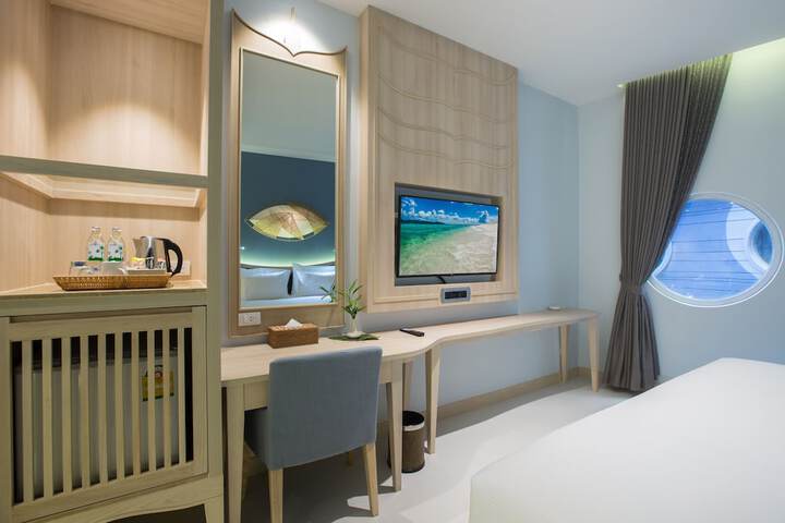Room 40 of 91