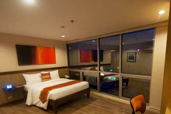 Room 22 of 40