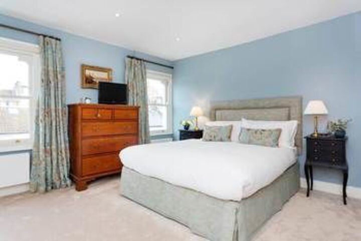 Room 8 of 26