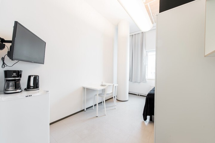 Room 5 of 31