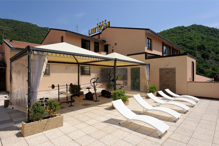 Terrace/Patio 116 of 124
