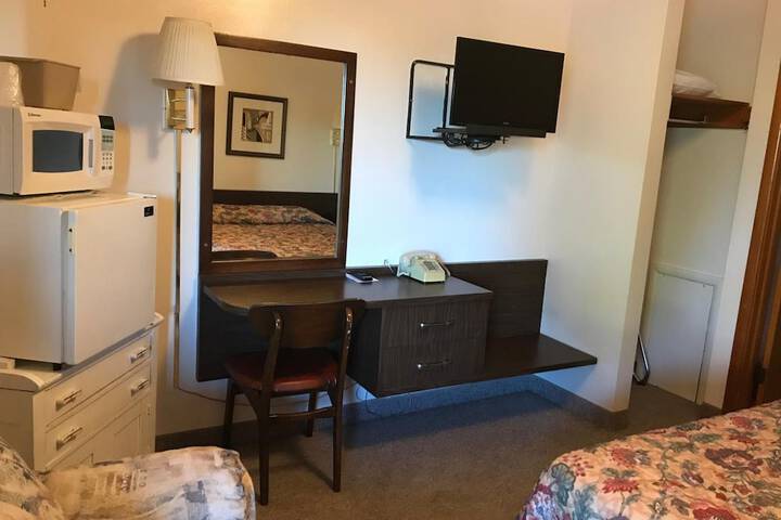 Room 21 of 52