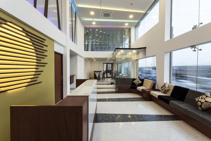 Guest Lobby