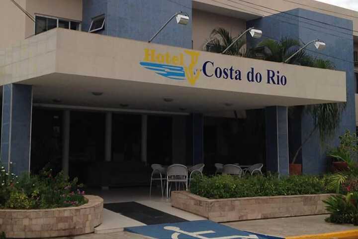 Hotel Entry