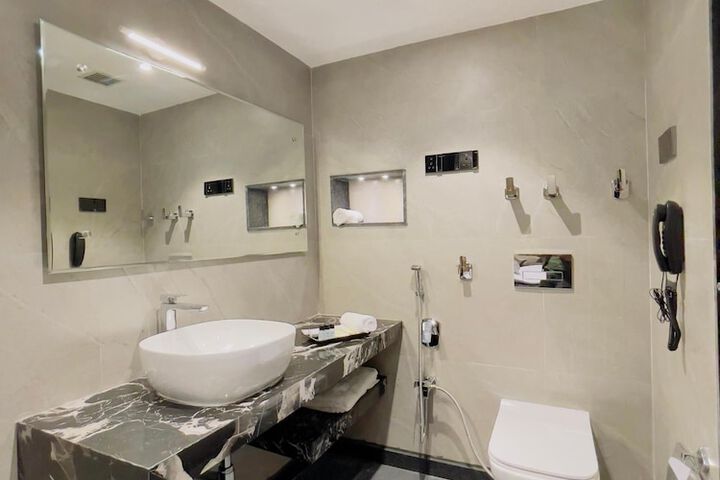 Room 19 of 21