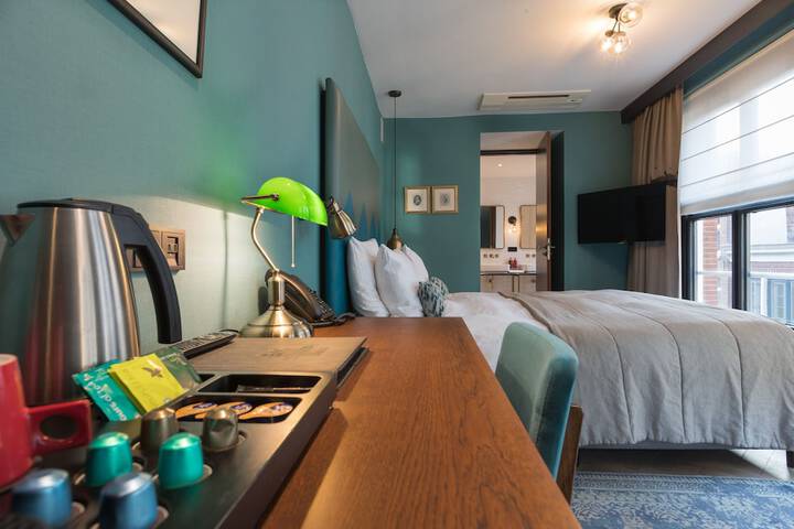 Room 33 of 75