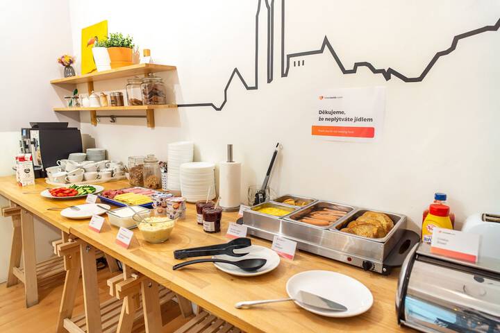 Breakfast/Coffee Service 64 of 68