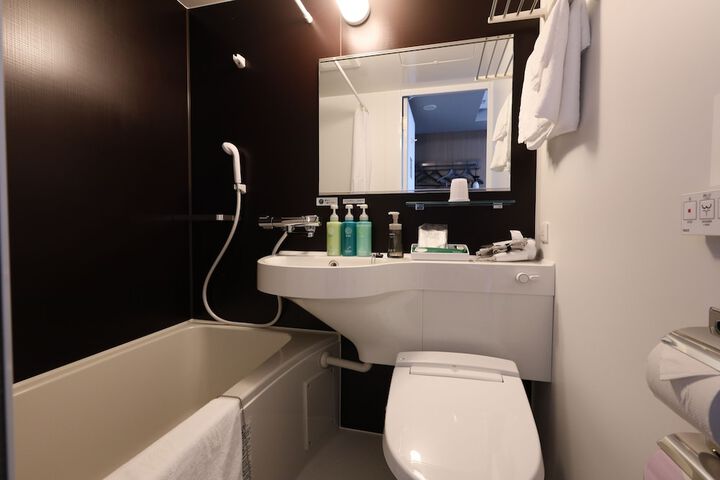 Room 19 of 31