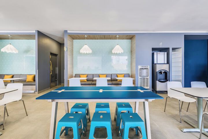Dining Photos
