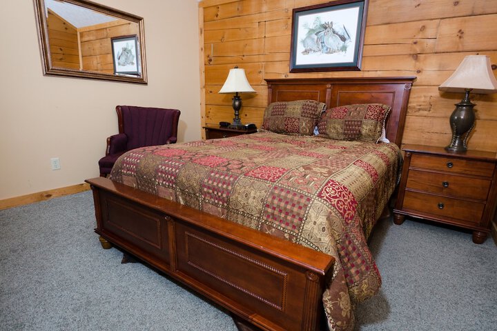 Room 5 of 33