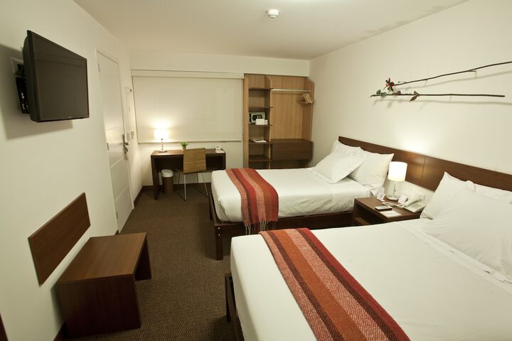Room 11 of 45