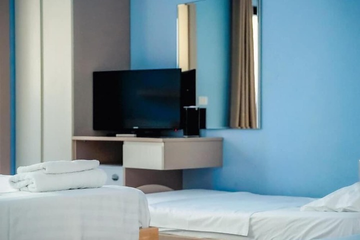 Room 16 of 51